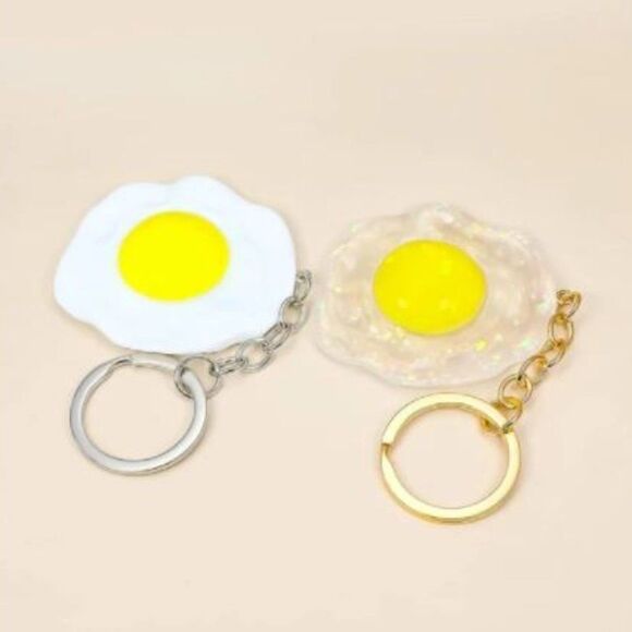 NEW 2 PIECES - FRIED EGG CHARM KEYCHAIN - Picture 2 of 3